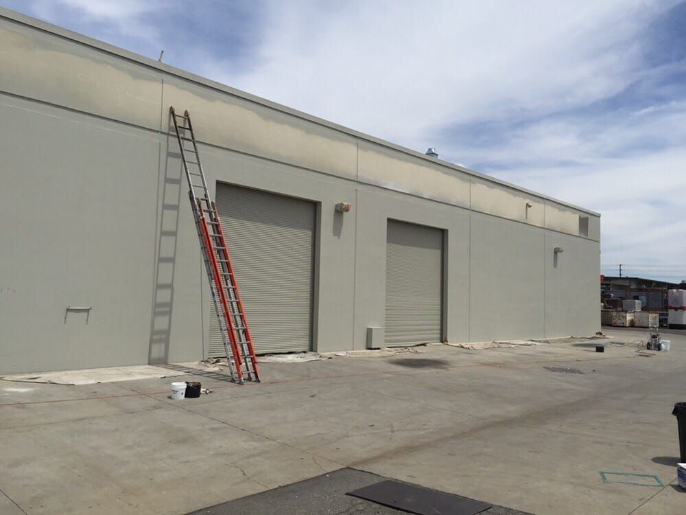 FedEx facility in Austin before painting