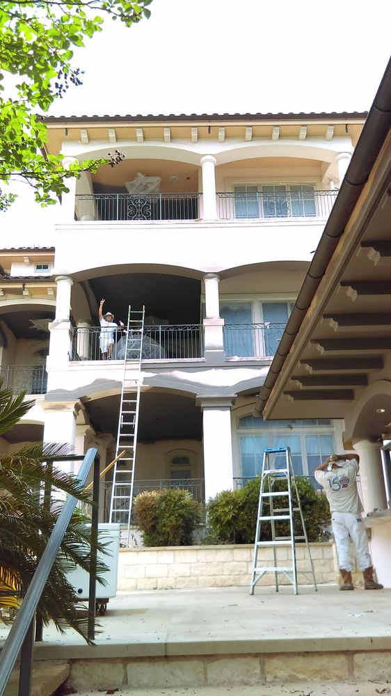 Sandcastle exterior painting in Spicewood
