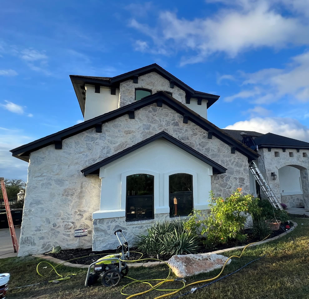 Finished German smear on an Austin brick home